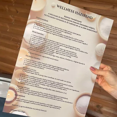 Voeroesko -lak Szauna Es Jakkuzi Hasznalattal *