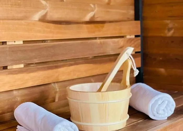 Voeroesko -lak Szauna Es Jakkuzi Hasznalattal דירה *